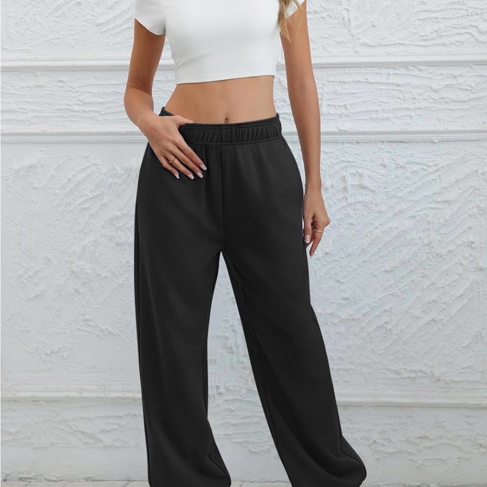 Elastic-Waist Black Wide-Leg Track Pants for Women